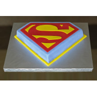 SUPERMAN CAKE